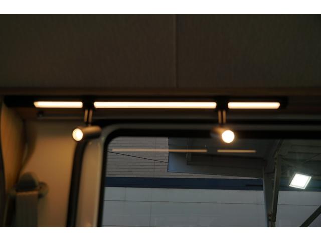 エブリイ ジョインターボ　ＳＴＳキャンパー　ＫＯＫＯ〜Ｄａｙｂｒｅａｋ〜　リチウム３００Ａｈ　１２Ｖクーラー　１５００Ｗインバーター　走行充電器　外部充電器　１０５Ｗソーラーパネル　ダウンライト　天井収納　キャンピング仕様（23枚目）