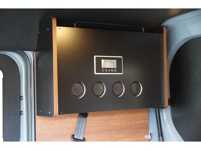 Ｎ－ＶＡＮ ファン・ターボ　ＳＴＳキャンパー　シーサイドスタイル　アドベンチャーバージョン　オリジナル・フルエアロウインドウ　急速充電　１３０Ｗソーラーパネル　アルミ製フラットキャリア＆ラダー　キャンピング仕様　　１２Ｖクーラー（21枚目）