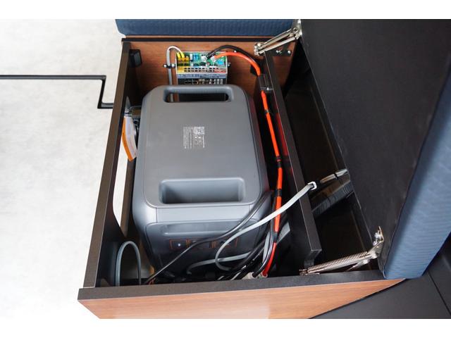 Ｎ－ＶＡＮ ファン・ターボ　ＳＴＳキャンパー　シーサイドスタイル　アドベンチャーバージョン　オリジナル・フルエアロウインドウ　急速充電　１３０Ｗソーラーパネル　アルミ製フラットキャリア＆ラダー　キャンピング仕様　　１２Ｖクーラー（31枚目）