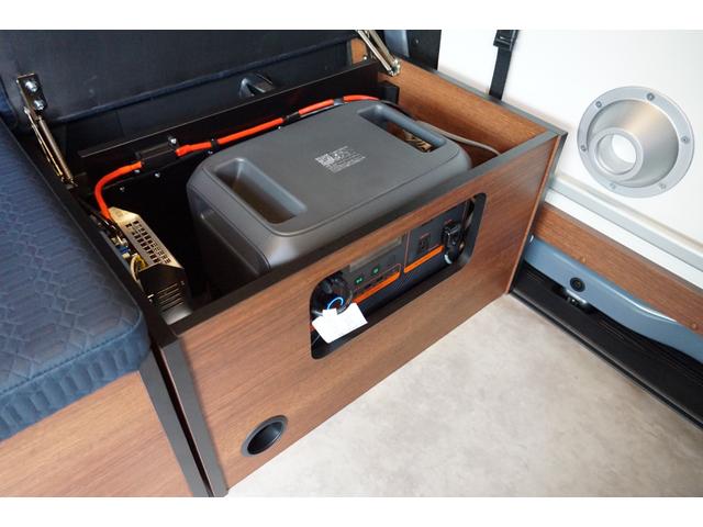 Ｎ－ＶＡＮ ファン・ターボ　ＳＴＳキャンパー　シーサイドスタイル　アドベンチャーバージョン　オリジナル・フルエアロウインドウ　急速充電　１３０Ｗソーラーパネル　アルミ製フラットキャリア＆ラダー　キャンピング仕様　　１２Ｖクーラー（32枚目）