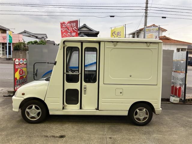 ミラウォークスルーバン ベースグレード オートマ車 社外12インチアルミホイール スライドドア 社外ハンドル 1/2人乗り 移動販売車(2枚目)