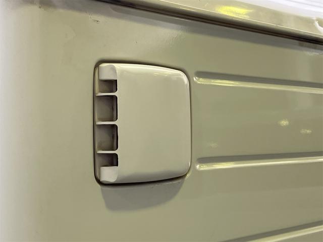 ミラウォークスルーバン ベースグレード オートマ車 社外12インチアルミホイール スライドドア 社外ハンドル 1/2人乗り 移動販売車(28枚目)