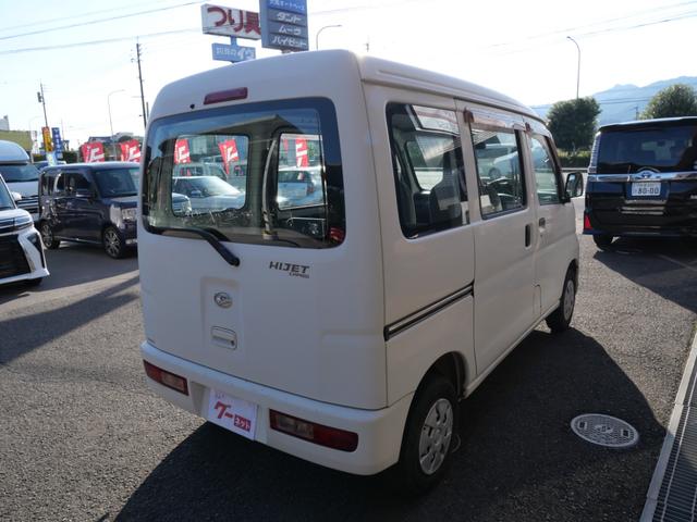 ハイゼットカーゴ スペシャル　４ＷＤ　エアコン　パワーステアリング　Ｗエアバッグ　ラジオ（8枚目）