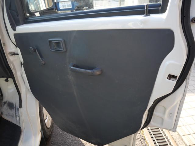 ハイゼットカーゴ スペシャル　４ＷＤ　エアコン　パワーステアリング　Ｗエアバッグ　ラジオ（13枚目）