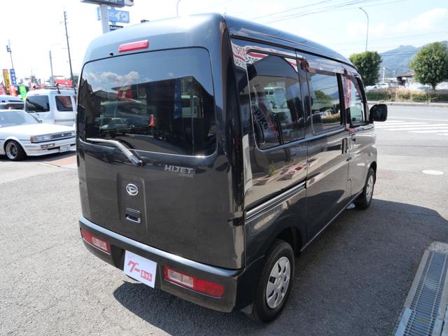 ハイゼットカーゴ クルーズ　エアコン　パワーウィンドウ　パワーステアリング　Ｗエアバッグ　電動格納ミラー　ルーフラック　ＣＤ　カセット　キーレスエントリー（7枚目）
