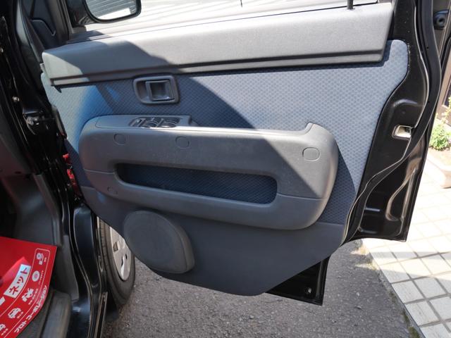 ハイゼットカーゴ クルーズ　エアコン　パワーウィンドウ　パワーステアリング　Ｗエアバッグ　電動格納ミラー　ルーフラック　ＣＤ　カセット　キーレスエントリー（12枚目）