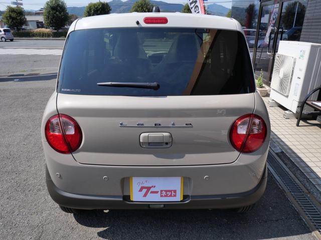 アルトラパン ハイブリッドＸ　届け出済み未使用車　スマートキー　プッシュスタート　ブレーキサポート　オートエアコン　シートヒーター　アイドリングストップ　トラクションコントロール　パーキングセンサー（6枚目）
