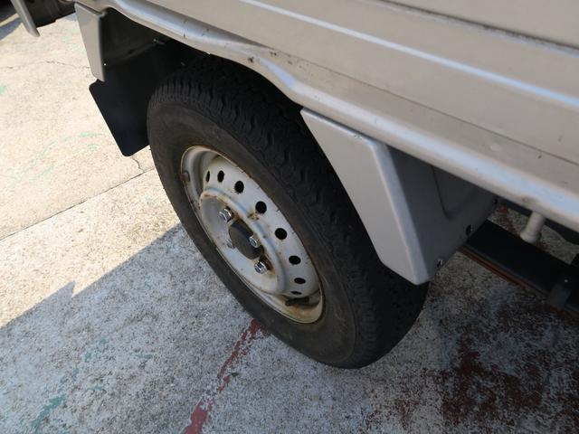 キャリイトラック ＫＣエアコン・パワステ　セレクト４ＷＤ車　５速ミッション　エアコン　パワーステアリング　三方開　ラジオ　ライトレベル調節　積載可能量３５０ｋｇ（15枚目）
