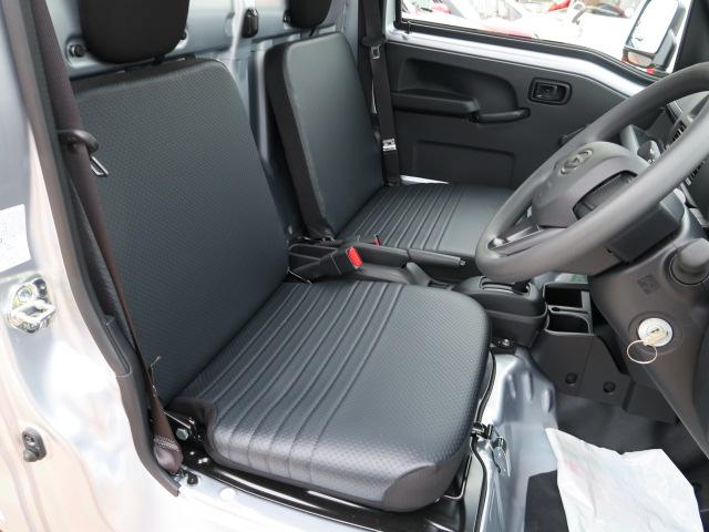 ハイゼットトラック スタンダード　デフロック付きセレクト４ＷＤ車　エアコン　パワーステアリング　Ｗエアバッグ　トラクションコントロール　パーキングセンサー　アイドリングストップ　ラジオ（26枚目）