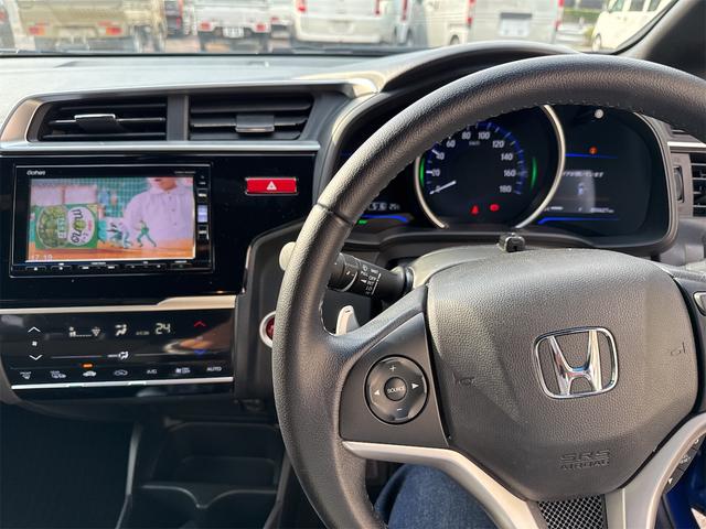 フィットハイブリッド Ｓパッケージ　ハイブリッド　ホンダセンシング　クルコン　パドルシフト　純正フルセグナビ　　Ｂｌｕｅｔｏｏｔｈ　バックカメラ　ＥＴＣ　ドラレコ前後（15枚目）