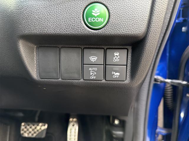 フィットハイブリッド Ｓパッケージ　ハイブリッド　ホンダセンシング　クルコン　パドルシフト　純正フルセグナビ　　Ｂｌｕｅｔｏｏｔｈ　バックカメラ　ＥＴＣ　ドラレコ前後（22枚目）