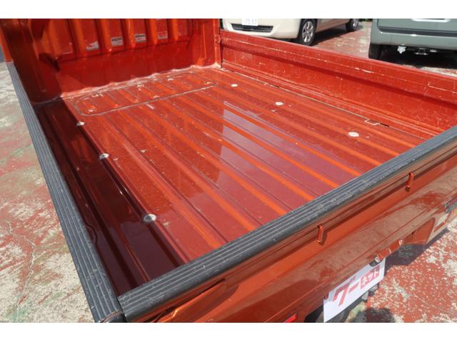ハイゼットトラック スタンダードＳＡＩＩＩｔ　セレクト４ＷＤ車　エアコン　パワーステアリング　エアバッグ　ラジオ　トラクションコントロール　三方開　荷台ガード　パーキングセンサー（8枚目）