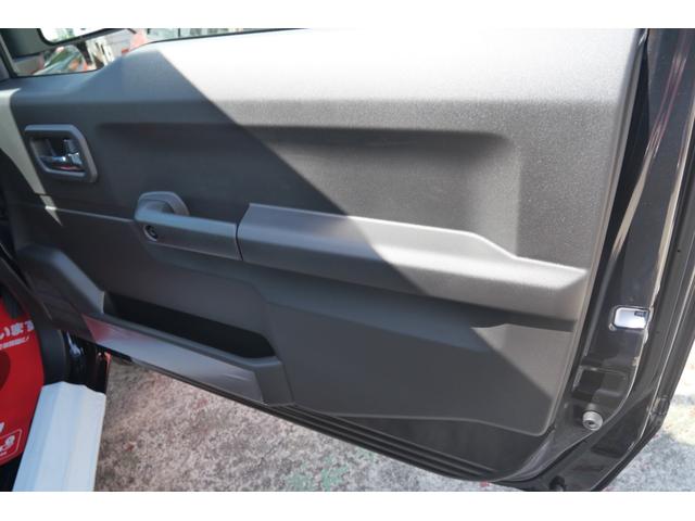 ジムニー ＸＣ　届け出済み未使用車　ブレーキサポート　スマートキー　プッシュスタート　シートヒーター　電動格納ミラー　トラクションコントロール　オートエアコン（11枚目）