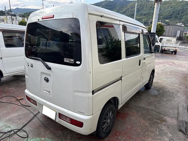 ピクシスバン クルーズ　４ＷＤ　マニュアル車　ＥＴＣ　パワウィドウ（8枚目）