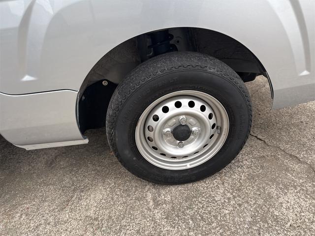 ハイゼットトラック スタンダード　農用スペシャル　４ＷＤ　マニュアル車　デフロック　エアバック　アイドリングストップ（19枚目）