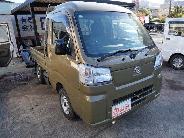 ハイゼットトラック ジャンボ セレクト4WD車 エアコン パワーステアリング Wエアバッグ ラジオ 三方開 荷台マット(4枚目)