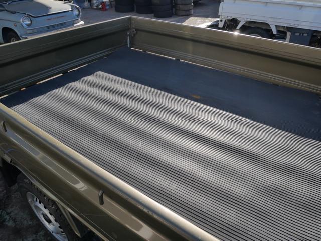 ハイゼットトラック ジャンボ セレクト4WD車 エアコン パワーステアリング Wエアバッグ ラジオ 三方開 荷台マット(9枚目)