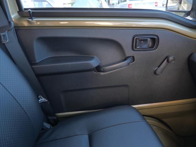 ハイゼットトラック ジャンボ セレクト4WD車 エアコン パワーステアリング Wエアバッグ ラジオ 三方開 荷台マット(17枚目)