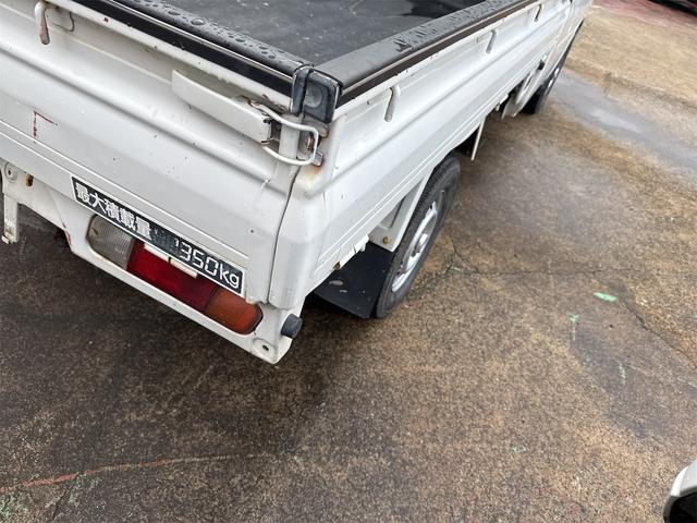 ミニキャブトラック Vタイプ 4WD オートマ エアコン(8枚目)