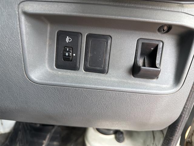 ミニキャブトラック Vタイプ 4WD オートマ エアコン(23枚目)