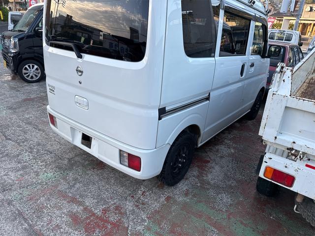 ＮＶ１００クリッパーバン ＤＸ　４ＷＤ　マニュアル車　Ｂｌｕｅｔｏｏｔｈ対応ナビ　バックカメラ　ＥＴＣ　ドラレコ（8枚目）