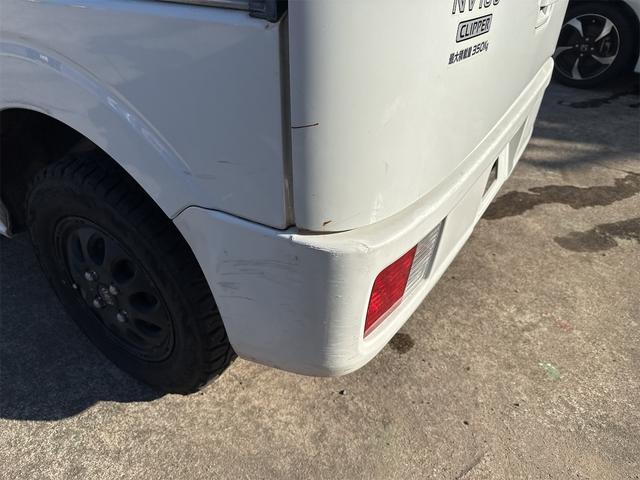 ＮＶ１００クリッパーバン ＤＸ　４ＷＤ　マニュアル車　Ｂｌｕｅｔｏｏｔｈ対応ナビ　バックカメラ　ＥＴＣ　ドラレコ（9枚目）