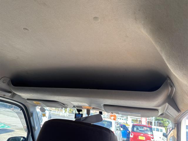 ＮＶ１００クリッパーバン ＤＸ　４ＷＤ　マニュアル車　Ｂｌｕｅｔｏｏｔｈ対応ナビ　バックカメラ　ＥＴＣ　ドラレコ（12枚目）
