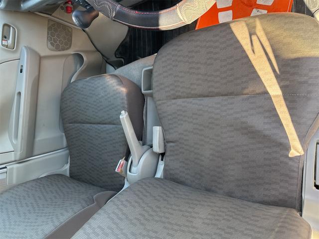 ＮＶ１００クリッパーバン ＤＸ　４ＷＤ　マニュアル車　Ｂｌｕｅｔｏｏｔｈ対応ナビ　バックカメラ　ＥＴＣ　ドラレコ（13枚目）