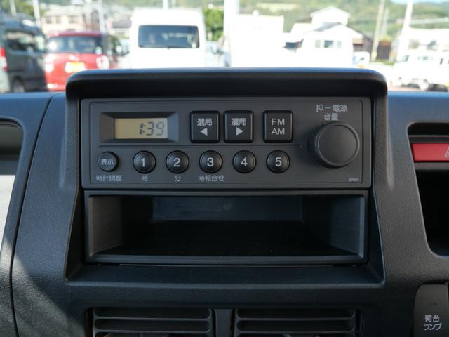 アクティトラック ＳＤＸ　４ＷＤ　パワーステアリング　三方開　荷台マット　荷台ガード　作業灯　ラジオ（18枚目）