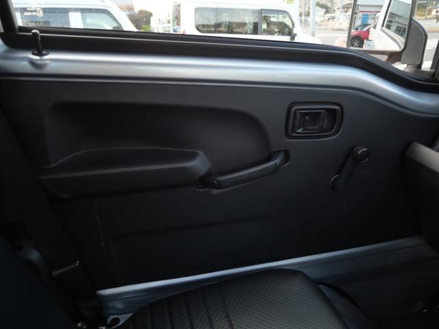 ハイゼットトラック スタンダード　セレクト４ＷＤ車　エアコン　パワーステアリング　Ｗエアバッグ　三方開　ナビ　フルセグ　パーキングセンサー　トラクションコントロール（15枚目）