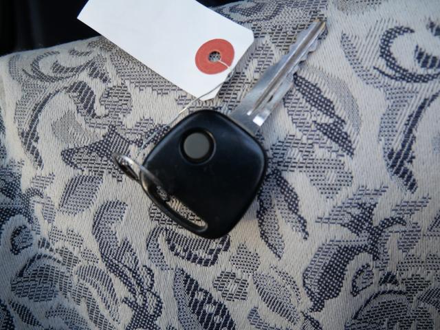 Ｋｅｉ Ａ　ＣＤ　エアコン　パワーステアリング　パワーウインドウ　Ｗエアバッグ　電動格納ミラー　記録簿　シートヒーター（33枚目）