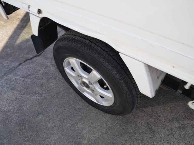キャリイトラック ＫＣエアコン・パワステ　セレクト４ＷＤ車　エアコン　パワーステアリング　ラジオ　三方開　荷台ガード　荷台マット　ライトレベル調節（11枚目）