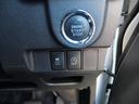 販売する車にはそれぞれ期限をきめて保証をお付けしています。ご購入後すぐに故障してお客様にご迷惑をおかけしないようにするためです。期間内の故障(対象範囲あり)は無償で修理させていただきます。