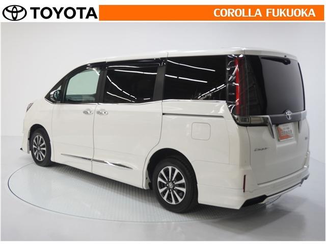 エスクァイア ハイブリッドＧｉプレミアムパッケジブラックテーラード　衝突被害軽減システム　両側電動スライド　メモリーナビ　フルセグ　ＥＴＣ　バックカメラ　後席モニター　ＣＤ　ＤＶＤ再生　キーレス　スマートキー　盗難防止装置（7枚目）