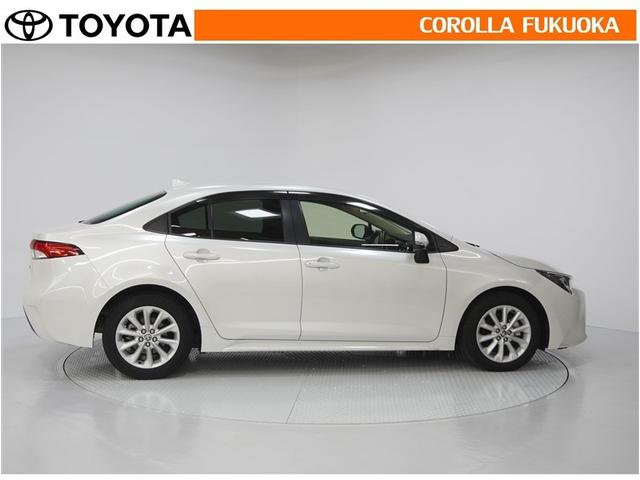 カローラ ハイブリッド　Ｓ　衝突被害軽減システム　メモリーナビ　ＥＴＣ　バックカメラ　キーレス　スマートキー　盗難防止装置（9枚目）