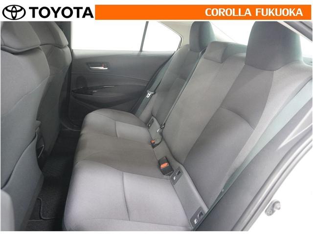 カローラ ハイブリッド　Ｓ　衝突被害軽減システム　メモリーナビ　ＥＴＣ　バックカメラ　キーレス　スマートキー　盗難防止装置（13枚目）