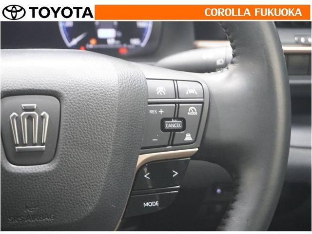 �������H�Ȃǂ����̑��x�ő��s�������ꍇ�ɁA�X�C�b�`�𑀍삷�邱�ƂŃA�N�Z���y�_���𓥂܂��ɒ葬���s�ł��܂��B