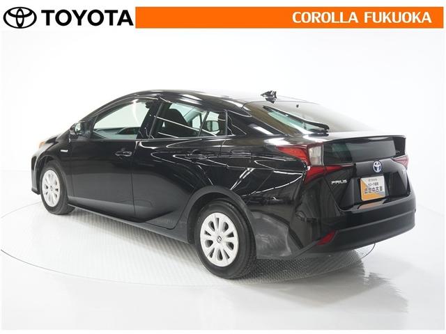 プリウス Ｓ　衝突被害軽減システム　メモリーナビ　フルセグ　ＥＴＣ　バックカメラ　ＣＤ　ＤＶＤ再生　キーレス　スマートキー　盗難防止装置（7枚目）