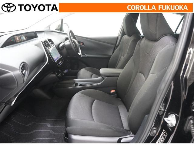 プリウス Ｓ　衝突被害軽減システム　メモリーナビ　フルセグ　ＥＴＣ　バックカメラ　ＣＤ　ＤＶＤ再生　キーレス　スマートキー　盗難防止装置（12枚目）