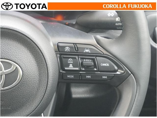 �������H�Ȃǂ����̑��x�ő��s�������ꍇ�ɁA�X�C�b�`�𑀍삷�邱�ƂŃA�N�Z���y�_���𓥂܂��ɒ葬���s�ł��܂��B