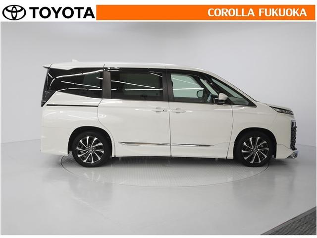 ヴォクシー ハイブリッドＳ－Ｚ　衝突被害軽減システム　両側電動スライド　メモリーナビ　フルセグ　ＥＴＣ　バックカメラ　ＣＤ　ＤＶＤ再生　キーレス　スマートキー　盗難防止装置（9枚目）