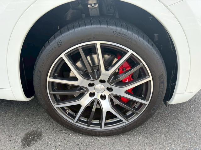 レヴァンテ S 可変バルブ サンルーフ エアサスペンション 革シート パワーシート 全周囲カメラ ドライブレコーダー(59枚目)