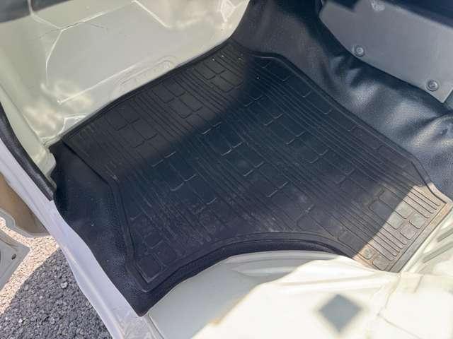 スクラムトラック 　ダンプ　４ＷＤ　ミッション車　エアコン　ＥＴＣ　軽トラック　軽ダンプ　内外装仕上済　保証付き（41枚目）