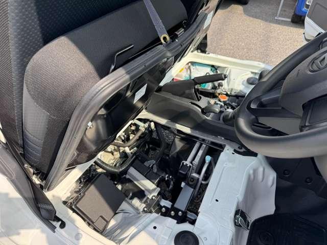 ハイゼットトラック 多目的ダンプ　トラック　６６０　多目的ダンプＰＴＯ式３方開　スマートアシスト　４ＷＤ　軽トラック　軽ダンプ　５速ミッション車　デフロック　禁煙車、保証付き（35枚目）