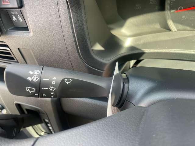 ハイゼットカーゴ クルーズターボ　届出済未使用車　ＣＶＴ車　９インチディスプレイオ　フルセグ　Ｂｌｕｅｔｏｏｔｈ接続　バックカメラ　ＨＤＭＩ　スマートキー　コーナーセンサー　追突被害軽減ブレーキ　スマアシ　両側スライドドア　保証付き（22枚目）