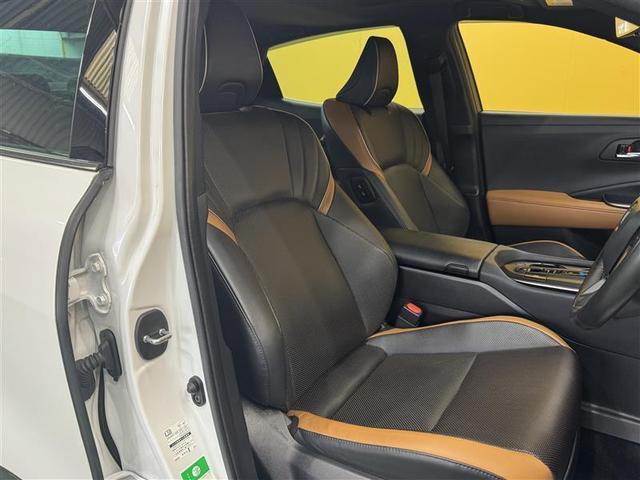 クラウンクロスオーバー ＲＳアドバンスド　革シート　サンルーフ　４ＷＤ　フルセグ　メモリーナビ　ミュージックプレイヤー接続可　バックカメラ　衝突被害軽減システム　ＥＴＣ　ドラレコ　ＬＥＤヘッドランプ　ワンオーナー（10枚目）