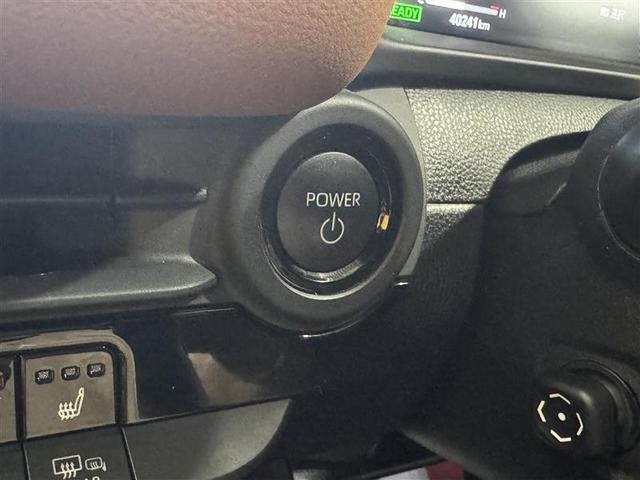 クラウンクロスオーバー ＲＳアドバンスド　革シート　サンルーフ　４ＷＤ　フルセグ　メモリーナビ　ミュージックプレイヤー接続可　バックカメラ　衝突被害軽減システム　ＥＴＣ　ドラレコ　ＬＥＤヘッドランプ　ワンオーナー（23枚目）