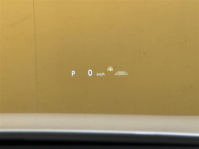 クラウンクロスオーバー ＲＳアドバンスド　革シート　サンルーフ　４ＷＤ　フルセグ　メモリーナビ　ミュージックプレイヤー接続可　バックカメラ　衝突被害軽減システム　ＥＴＣ　ドラレコ　ＬＥＤヘッドランプ　ワンオーナー（29枚目）