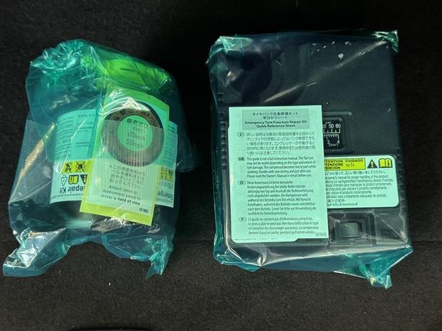 クラウンクロスオーバー ＲＳアドバンスド　革シート　サンルーフ　４ＷＤ　フルセグ　メモリーナビ　ミュージックプレイヤー接続可　バックカメラ　衝突被害軽減システム　ＥＴＣ　ドラレコ　ＬＥＤヘッドランプ　ワンオーナー（40枚目）