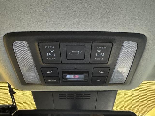 ノア ハイブリッドＺ　フルセグ　メモリーナビ　ＤＶＤ再生　ミュージックプレイヤー接続可　バックカメラ　衝突被害軽減システム　ＥＴＣ　ドラレコ　両側電動スライド　ＬＥＤヘッドランプ　乗車定員７人　３列シート　ワンオーナー（15枚目）